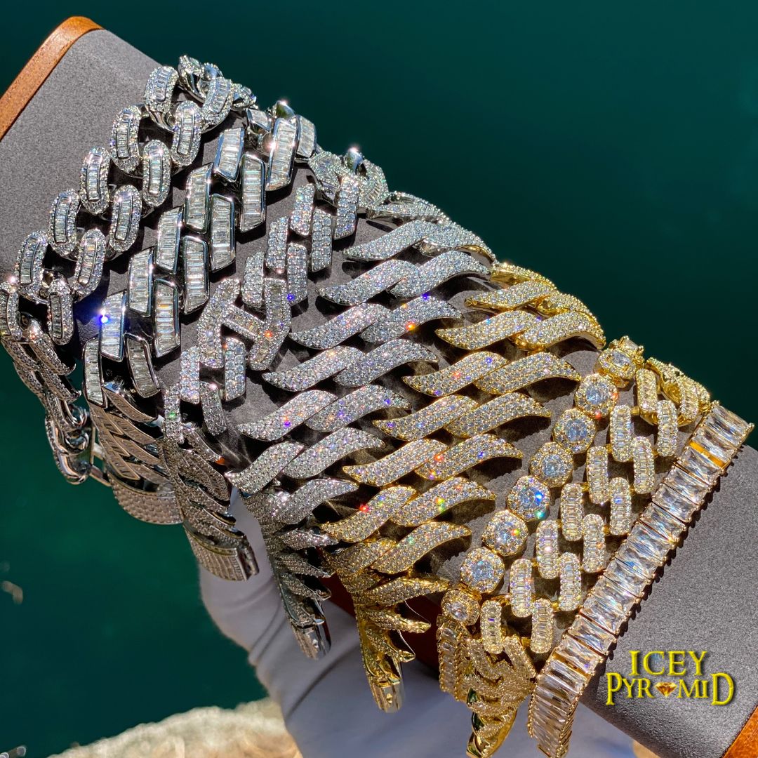 19MM Chunky Cuban Iced Out Diamond Bracelet