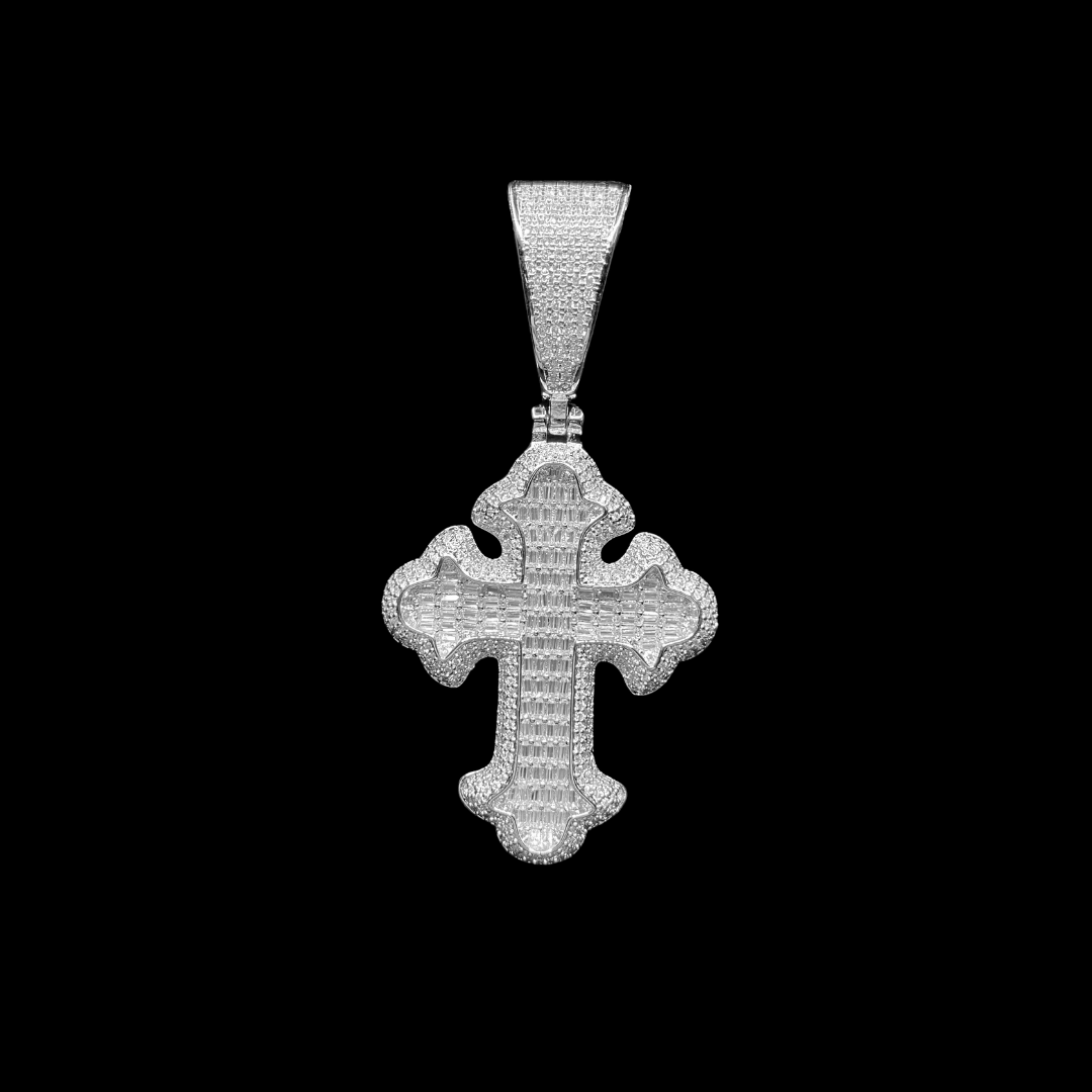 Cross Diamond Edition Iced Out Diamond Pendant Necklace