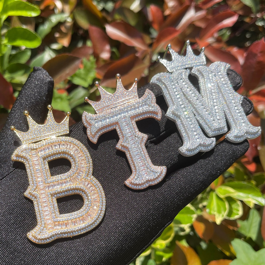 Special Crown Edition Iced Out Initial Custom Name Necklace Pendant