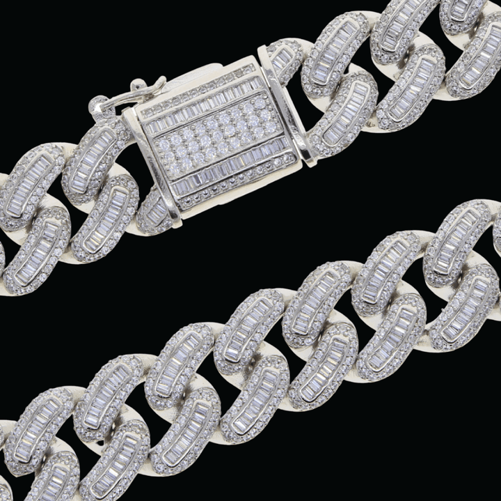 18MM Baguette VVS CZ Heavy Box Clasp Cuban Link Chain Bracelet - Icey Pyramid