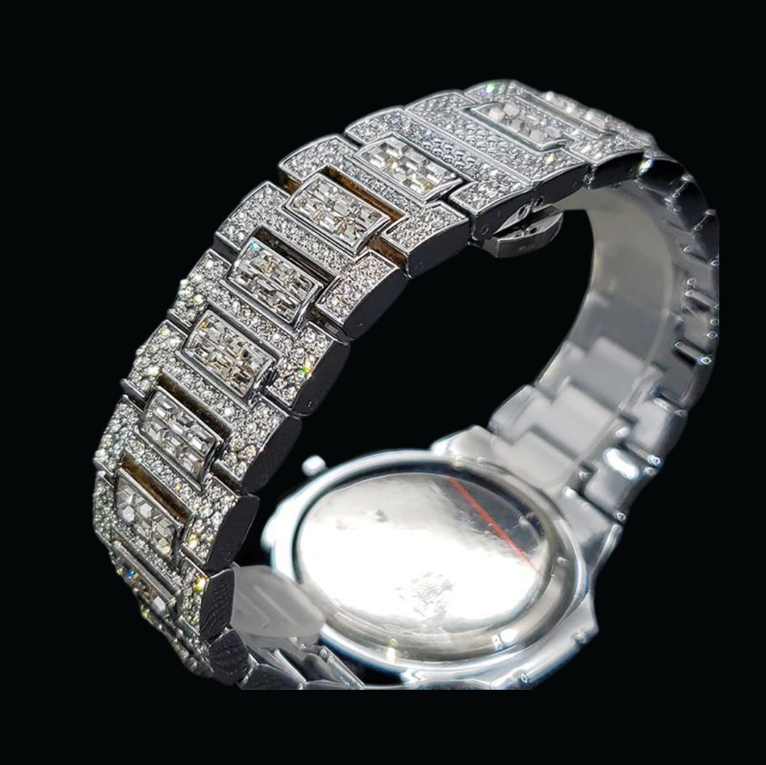Men's Iced Out Diamond Body Luxury Design Detailed Watch