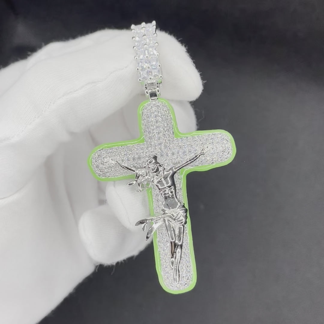 Cross Jesus Luminous Glow In The Dark Iced Out Diamond Pendant Necklace