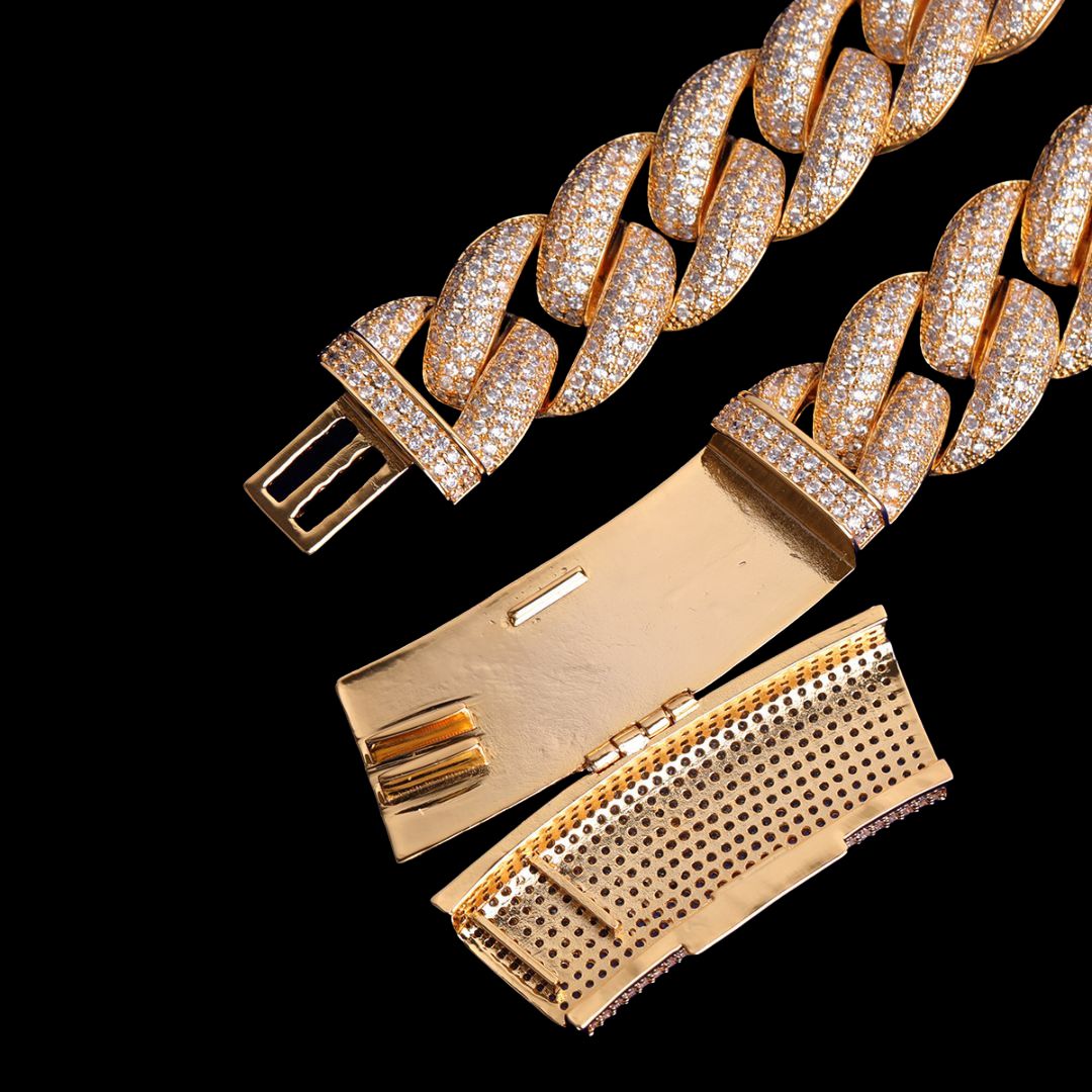 14mm Iced Out Big Clasp & Thick Edition Miami Bracelet