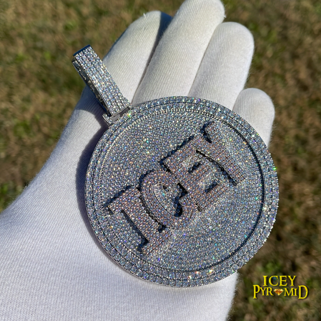 Disc Edition Iced Out Name Plates Personalized Micro Pave Prong Custom Pendant