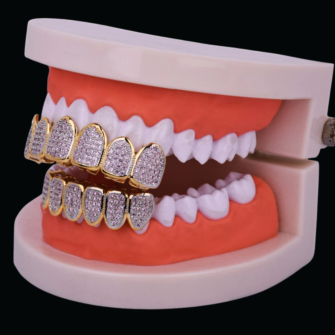 Fit Design Top & Bottom Iced Out  Teeth Grillz