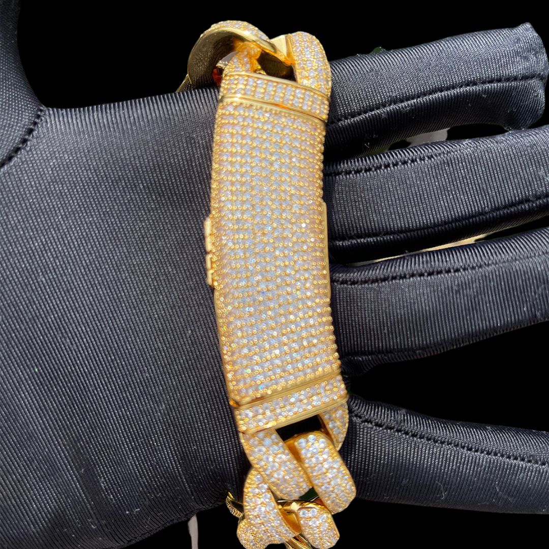 14mm Iced Out Big Clasp & Thick Edition Miami Bracelet