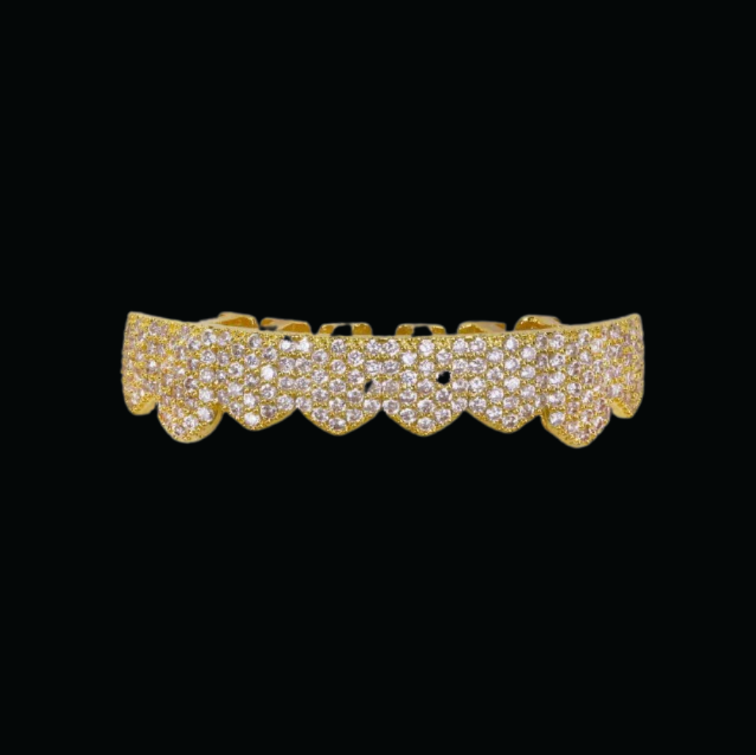 8 Teeth Fang Mouth Iced Out Grillz