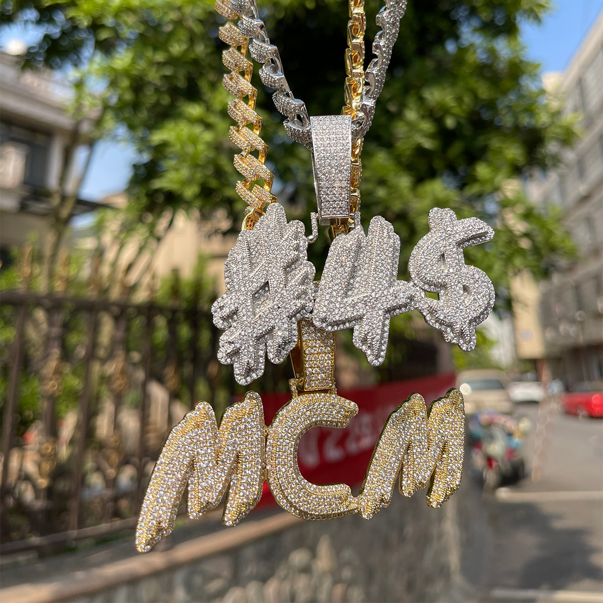 Trend Luxury Design Iced Out Big Bail Custom Pendant
