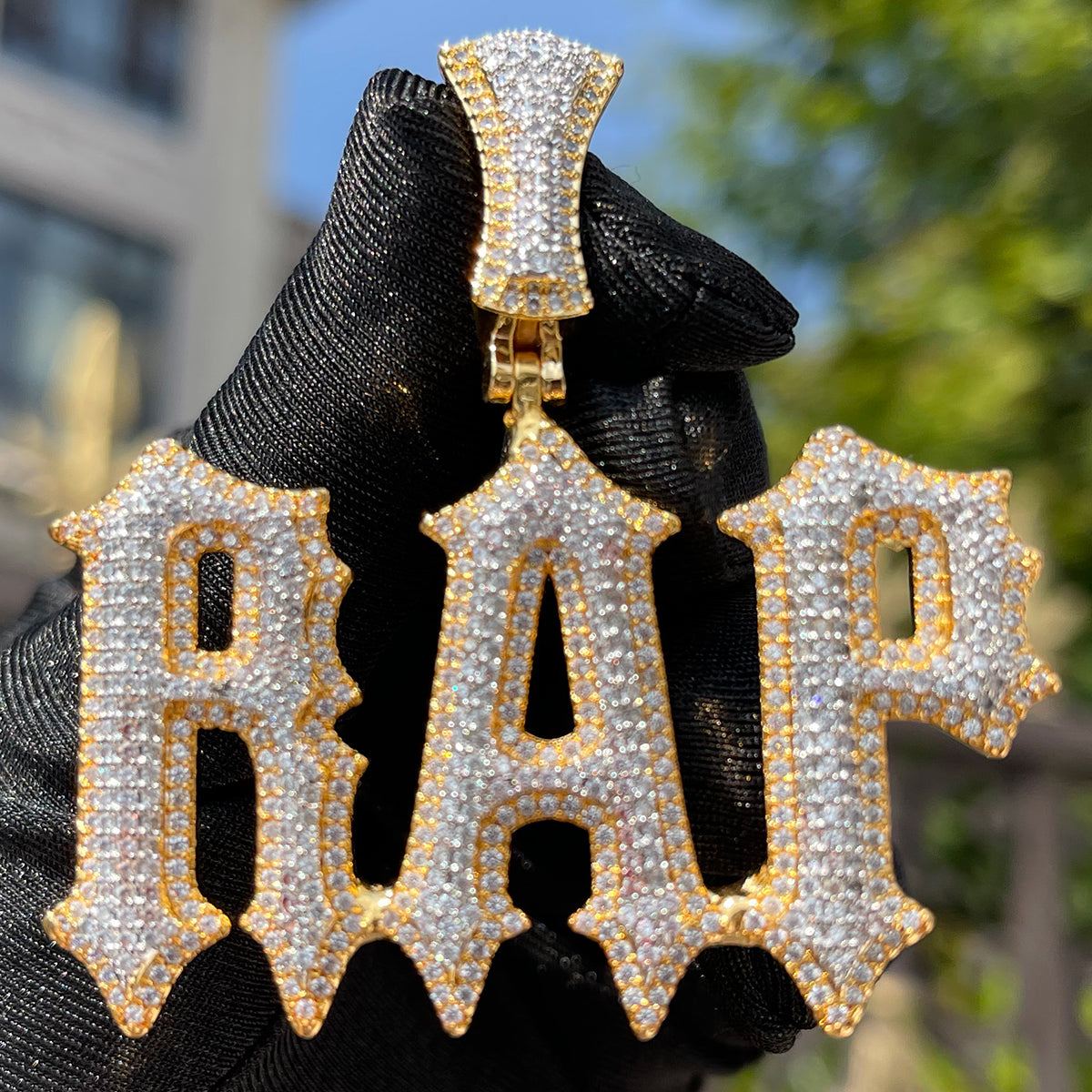 Vampire Edition Luxury Bail Intense Style Iced Out Customized Name Pendant