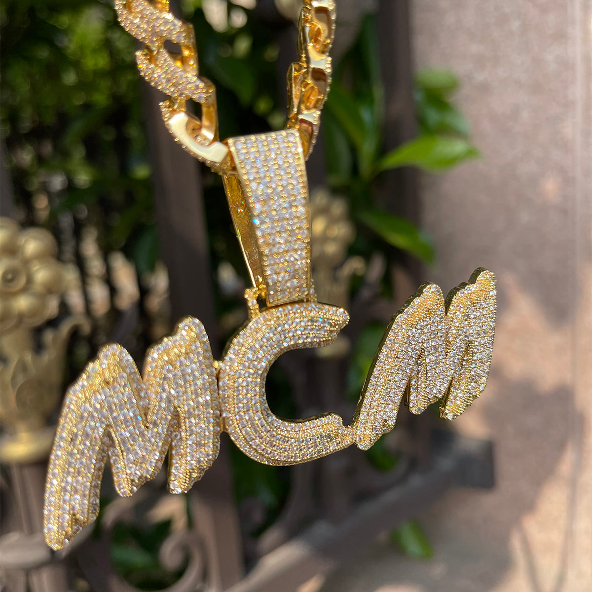 Trend Luxury Design Iced Out Big Bail Custom Pendant